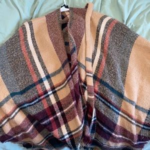 Flannel Shawl with a tie !!